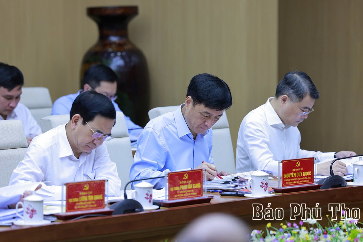 Tổng Bí thư Tô Lâm làm việc với Ban Thường vụ Tỉnh ủy Phú Thọ, Vĩnh Phúc, Hòa Bình Tổng Bí thư Tô Lâm làm việc với Ban Thường vụ Tỉnh ủy Phú Thọ, Vĩnh Phúc, Hòa Bình